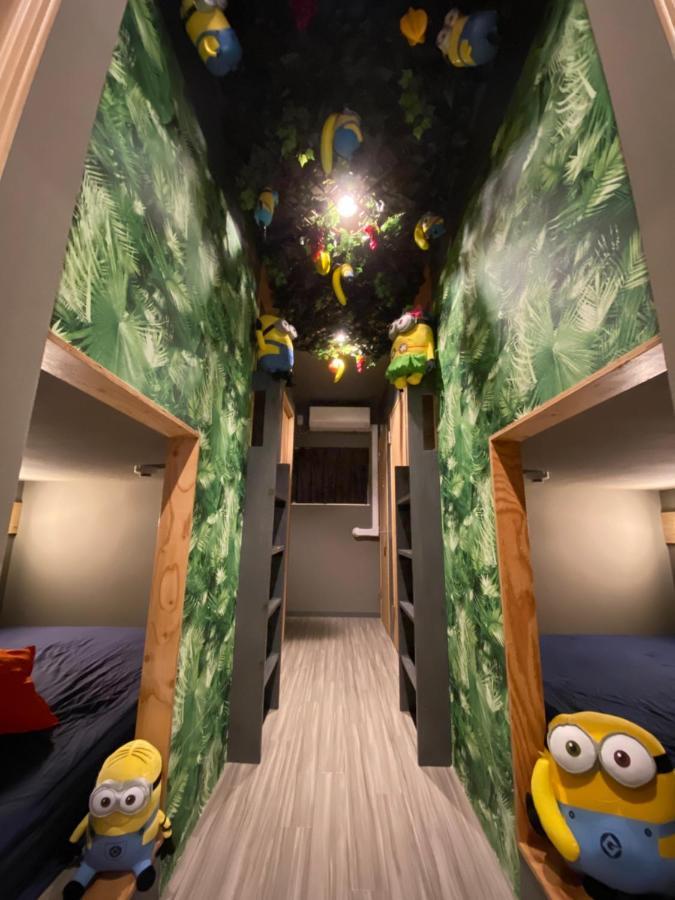 Hotel Jungle Fun Fun Osaka Exteriör bild