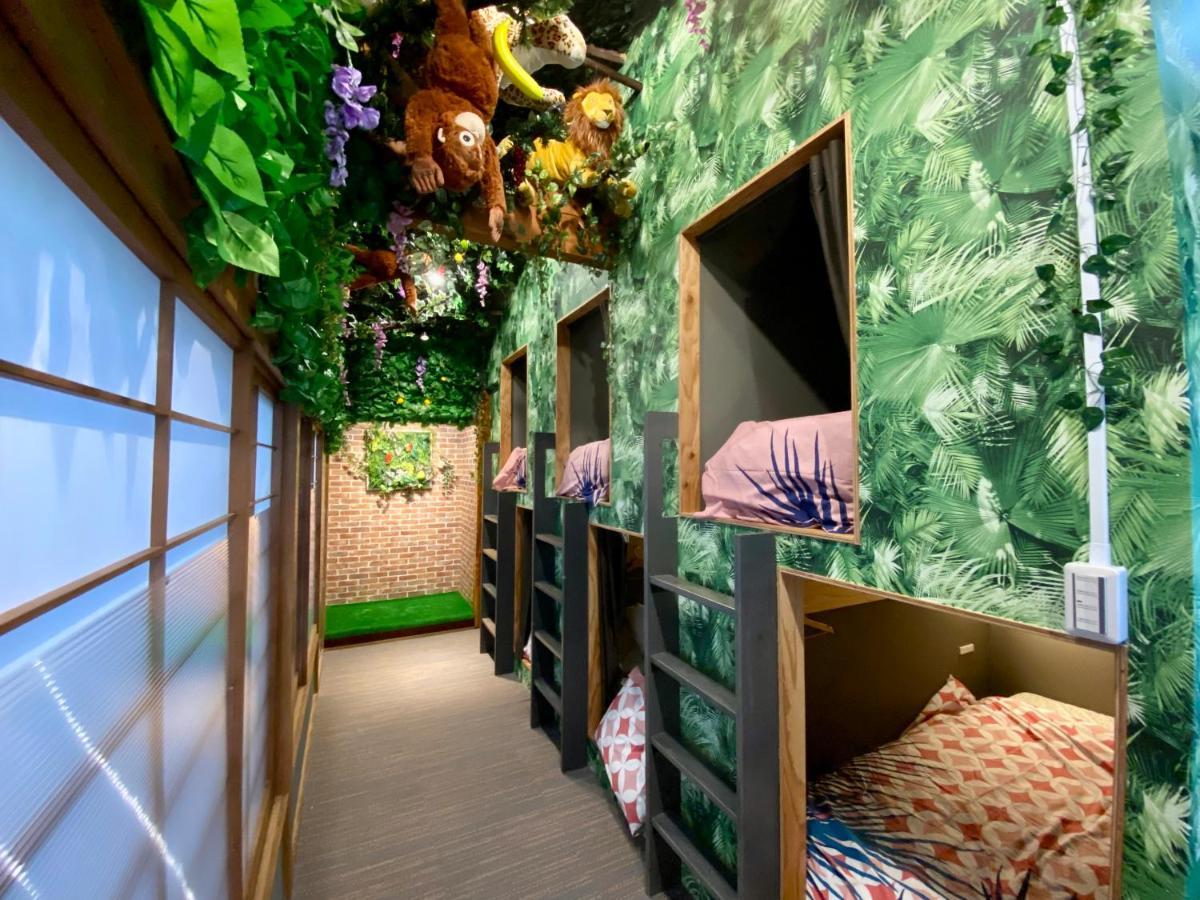 Hotel Jungle Fun Fun Osaka Exteriör bild
